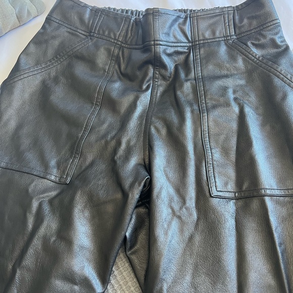 Spanx Leather-like Joggers. - Picture 1 of 6